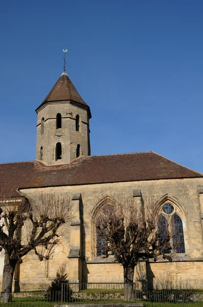L "église classique de Condecourt en Val d'Oise — Photo