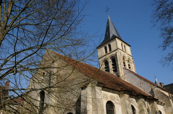 Francia, la iglesia gótica de Themericourt —  Fotos de Stock