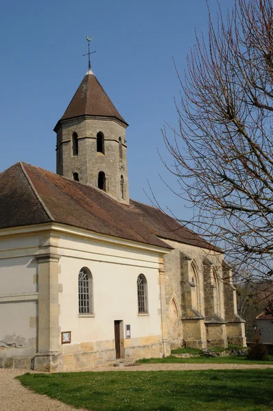 Класична церкви Condecourt в Val d Уаза — стокове фото