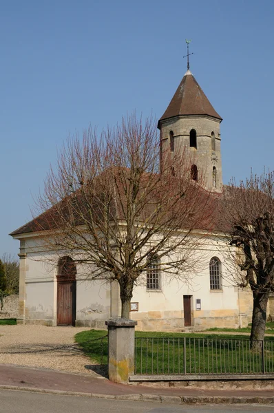 Η κλασική εκκλησία της condecourt στο val d oise — Φωτογραφία Αρχείου