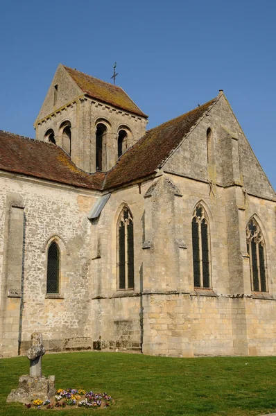 Den gamla kyrkan av seraincourt i ile de france — Stockfoto