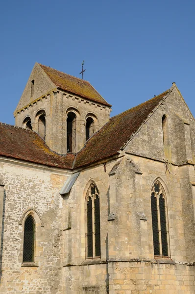 Den gamla kyrkan av seraincourt i ile de france — Stockfoto