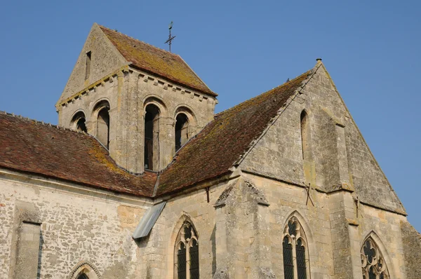 Stary kościół seraincourt w ile de france — Zdjęcie stockowe