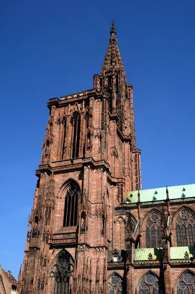 Франция, Страсбургский собор в Эльзасе — стоковое фото