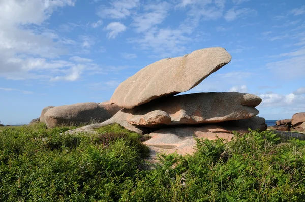 Francia, rocas de granito en Tregastel — Foto de Stock