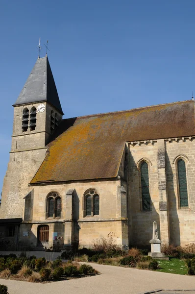 Frankrike, den gamla kyrkan av longuesse — Stockfoto