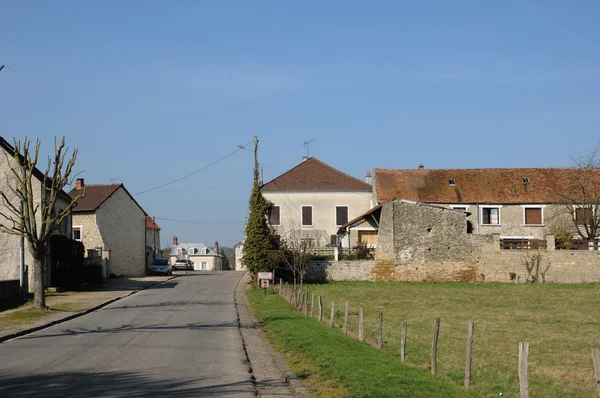 Het dorp van sagy in v al d oise — Stockfoto