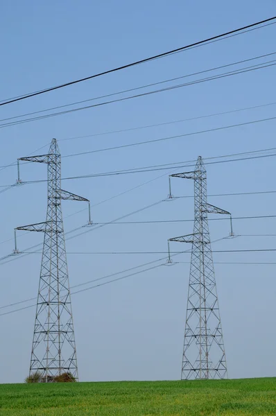 Linha elétrica em Val d Oise — Fotografia de Stock