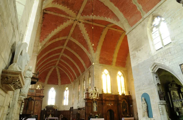 Франция, коллегиальная церковь Экуиса в Эр — стоковое фото