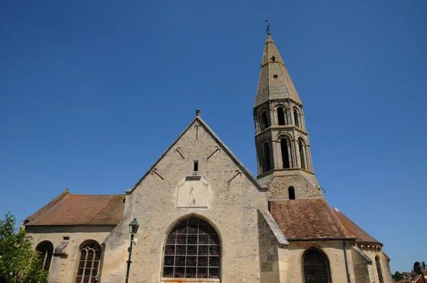 フランス、レ イヴリーヌ県オルジュヴァルの教会 — ストック写真