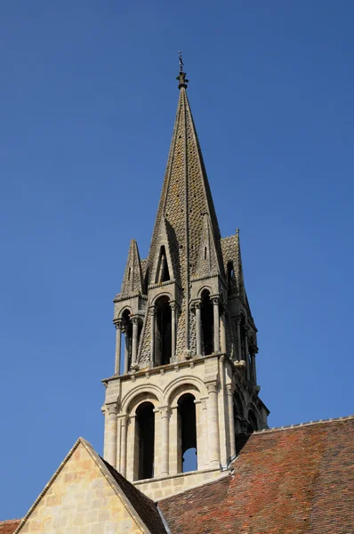이블린, 벨 타워의 Vernouillet 교회 — 스톡 사진