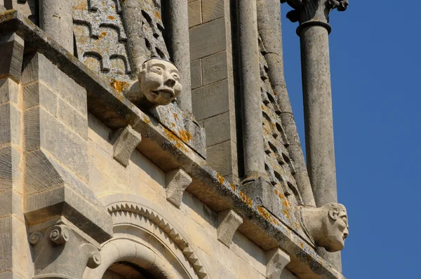Yvelines, torre de sino da igreja de Vernouillet — Fotografia de Stock