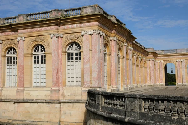 Frankrike, le grand trianon i park i versailles palace — Stockfoto