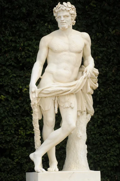 Ile de France, statua nel parco di Palazzo Versailles — Foto Stock