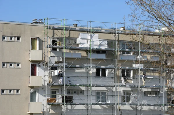 Francia, ristrutturazione di un edificio a Les Mureaux — Foto Stock