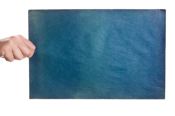 Blauw papier in vrouw hand — Stockfoto