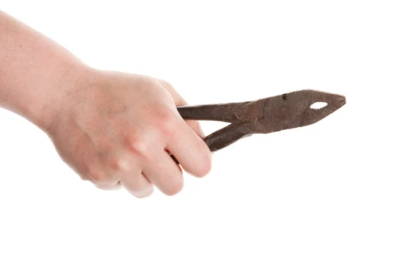Kvinnlig hand innehav gamla tång — Stockfoto