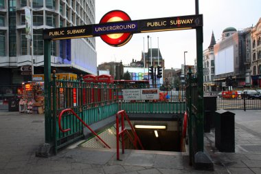Metro giriş, Londra