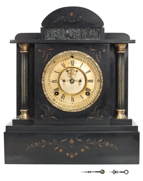 로마 숫자와 함께 골동품 시계 — 스톡 사진