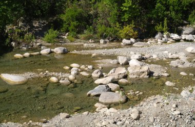 Dağ Nehri.