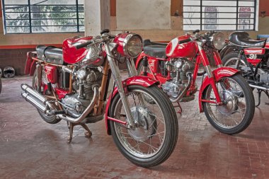 Old motorcycles Ducati clipart