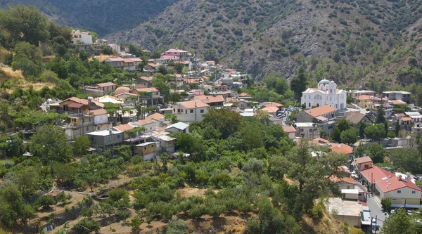 Cypr górskiej miejscowości — Zdjęcie stockowe
