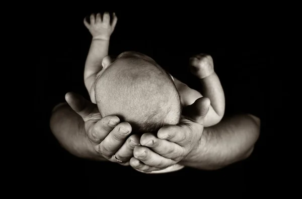 Ojciec trzyma jego mały chłopiec — Zdjęcie stockowe