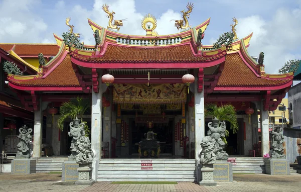 Chinese tempel, stad van phuket, thailand — Stockfoto