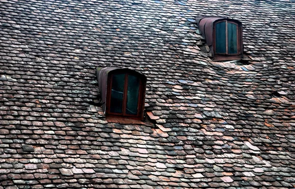老房子屋顶 — 图库照片