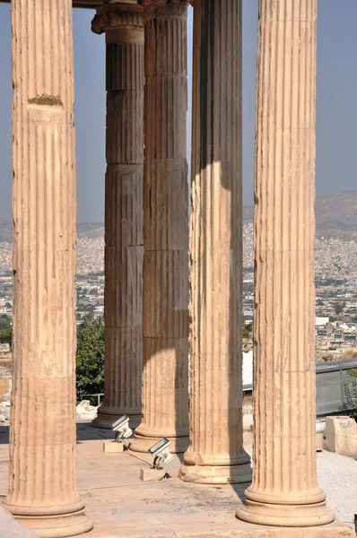 Aténské Akropole - strany Erechtheia - Atény Řecko — Stock fotografie