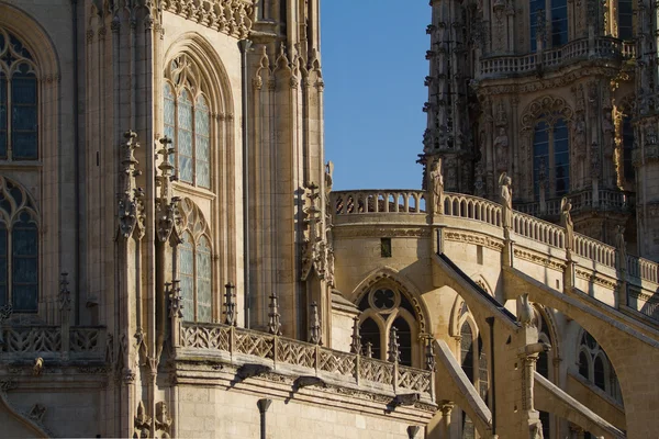 Részletek a fő homlokzat Burgos katedrálisától. Spanyolország — Stock Fotó