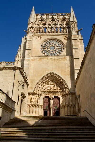 Fachada Sarmental de la Catedral Gótica de Burgos. España — Foto de Stock