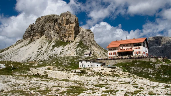 Torre di toblin i locatelli schronienie — Zdjęcie stockowe