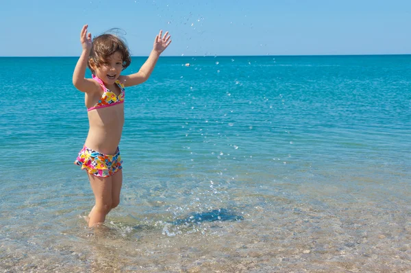 Familie strand zomervakantie met kind — Stockfoto