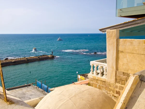 Balkon-Veranda mit Blick auf das Mittelmeer — Stockfoto