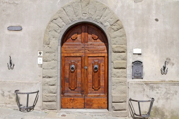 Zarif vintage tuscan kapı — Stok fotoğraf