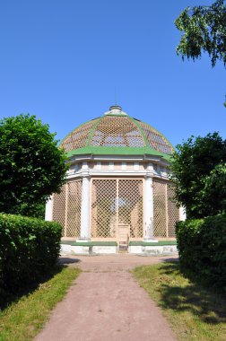 Aviary Kuşlar için. kuskovo Emlak.