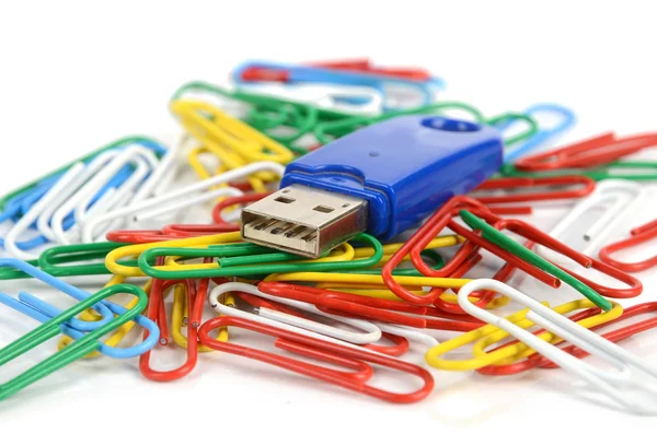 USB disk and paper clip — Stock Photo, Image