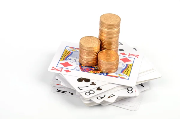Покер и монеты — стоковое фото