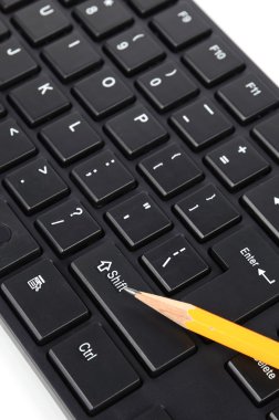 bilgisayar klavye ve kalem