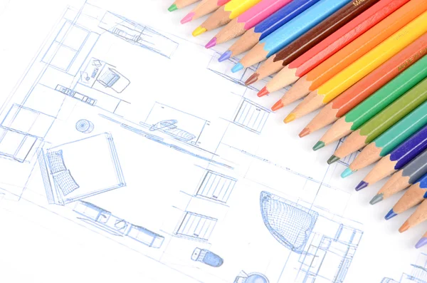 色の鉛筆と家の青写真 — ストック写真