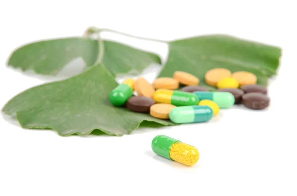 stock image Ginkgo leaf and medicine