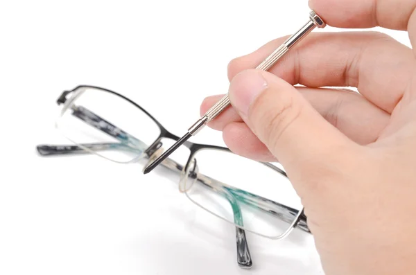 Riparare gli occhiali — Foto Stock