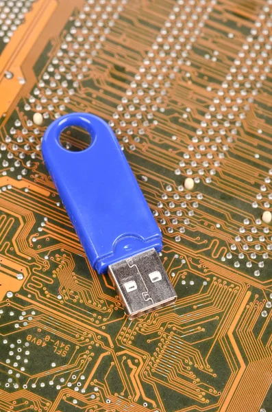 USB disk ve pcb — Stok fotoğraf