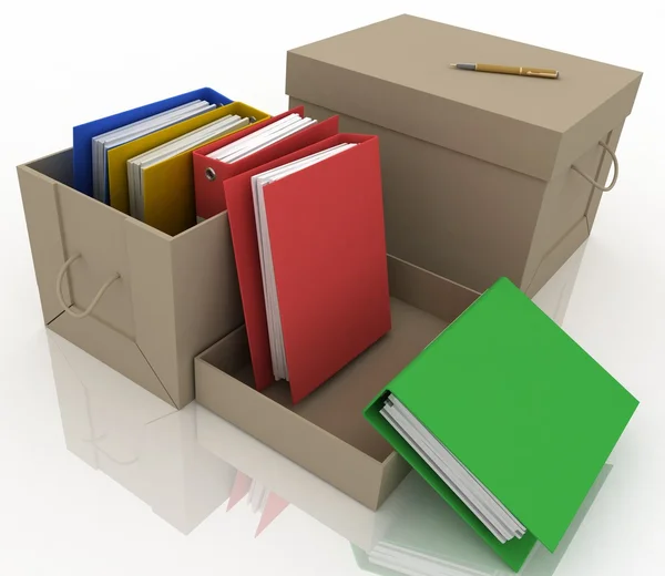 Büromappen in Karton auf weißem Hintergrund — Stockfoto
