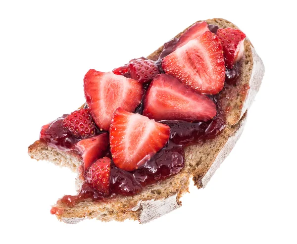 Chleb z świeży dżem truskawkowy — Zdjęcie stockowe
