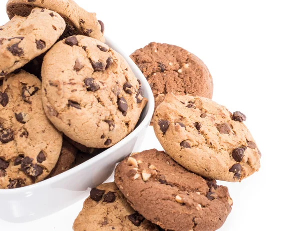 Blandade cookies i en skål på vit — Stockfoto
