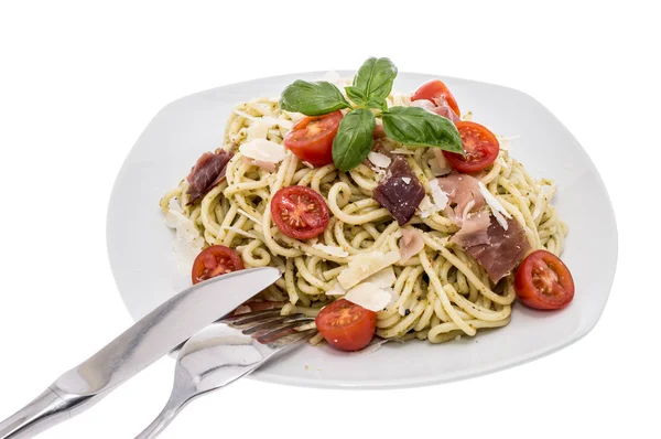 Espaguete com molho Pesto em branco — Fotografia de Stock