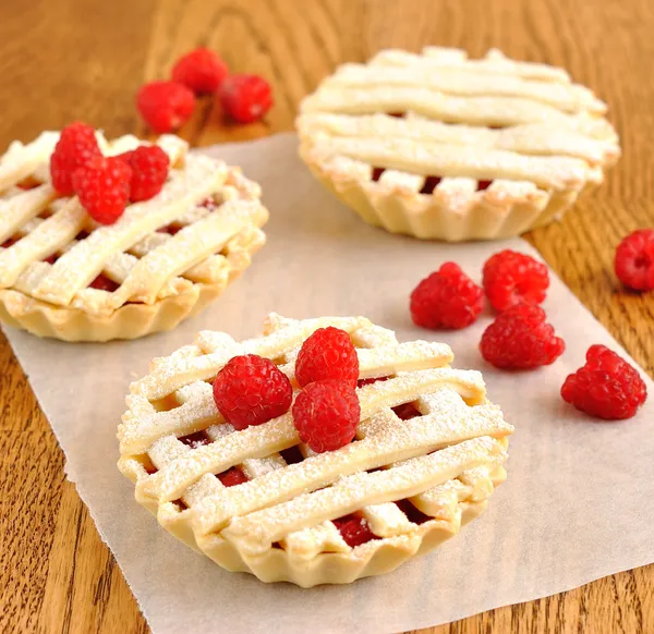 Mini pie with raspberry — Stock Photo, Image