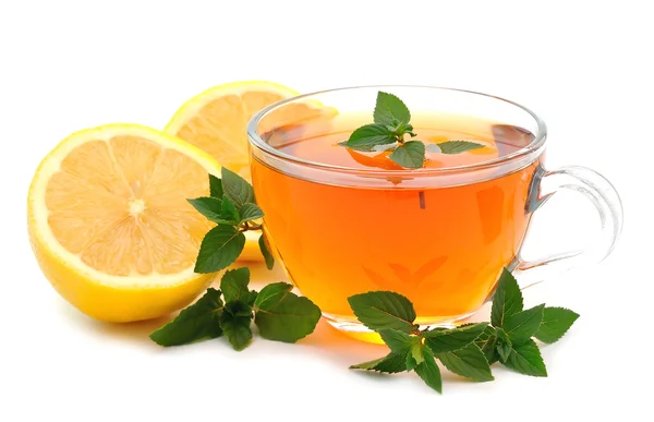 Чай з лимоном і м'ятою — стокове фото